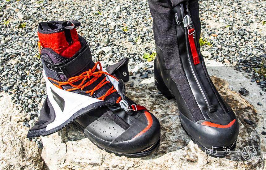 Professional shoes for mountaineering
